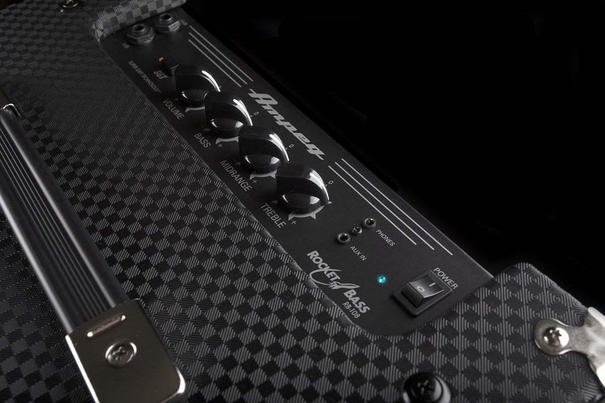 アンペグ　Rocket Bass RB-108 30W ベース用アンプ Amazon.com: Ampeg Rocket Bass, RB 108, 1x8, 30-watts (AMG