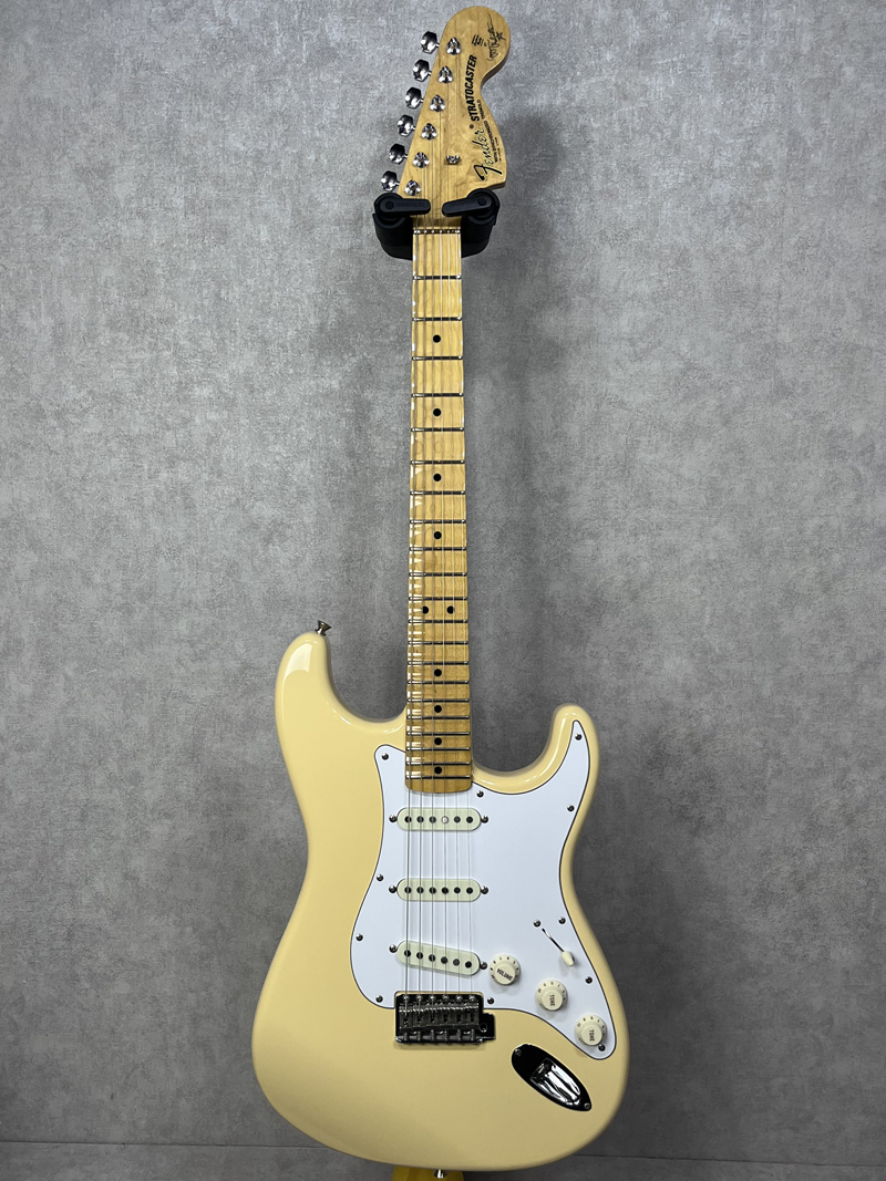 FENDER ( フェンダー ) Yngwie Malmsteen Stratocaster Maple