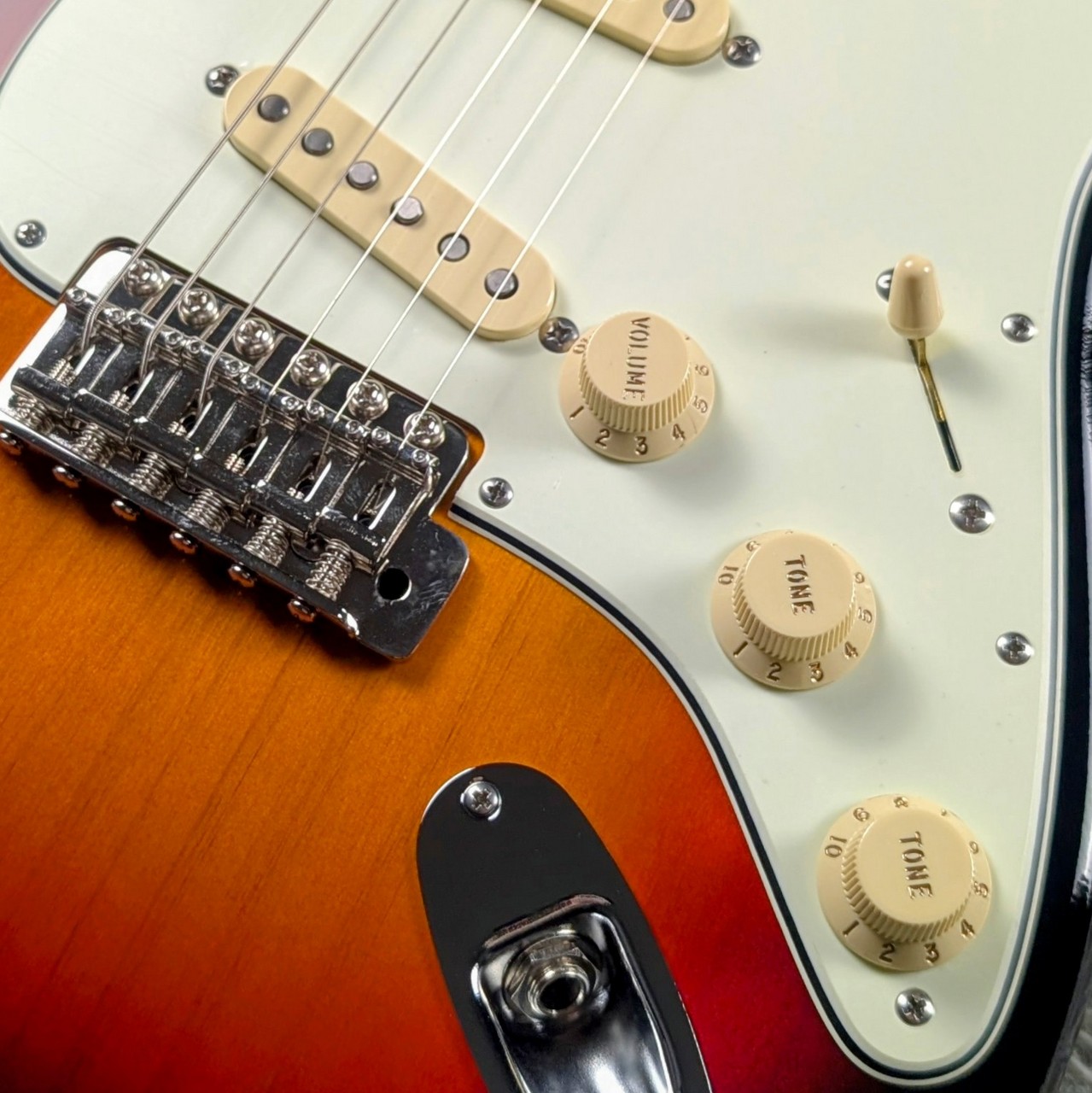 FREEDOM CUSTOM GUITAR RESEARCH Custom Order Retro spective ST