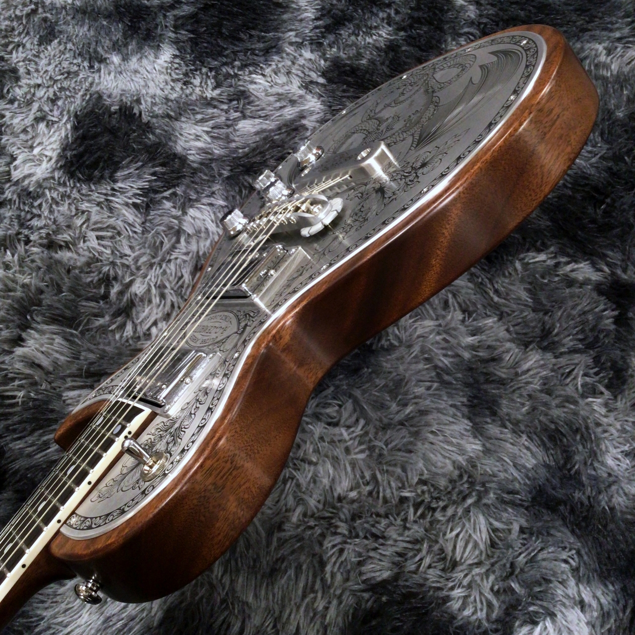 Zemaitis MFG-AC-24 Dragon & Heart Natural -Metal Front