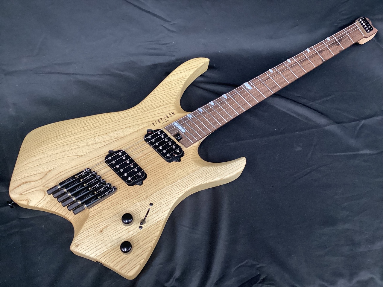 【未使用】VIKSTROM GUITARS VSMH-260 NTLナチュラル VIKSTROM VSMH260/NTL ( ヴィクストロム ヘッドレスギター マルチ