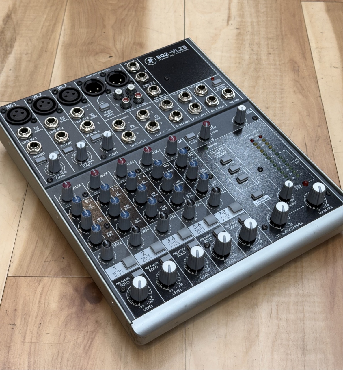 【良品】MACKIE 802-VLZ3 ミキサー Mackie 802-VLZ3（中古）【楽器検索デジマート】