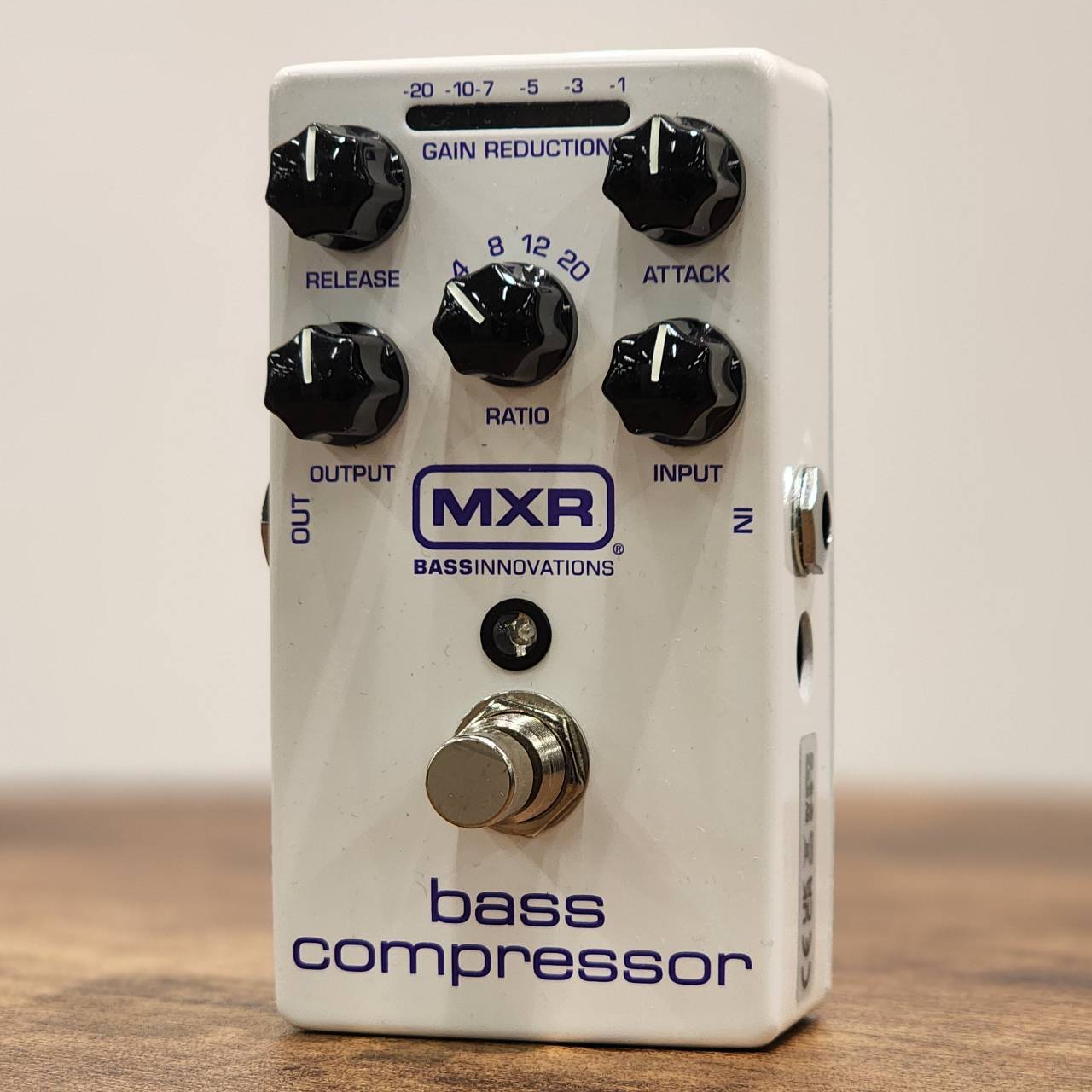 MXR M87 Bass Compressor コンパクトエフェクター【ベース用コンプレッサー】（新品/送料無料）【楽器検索デジマート】