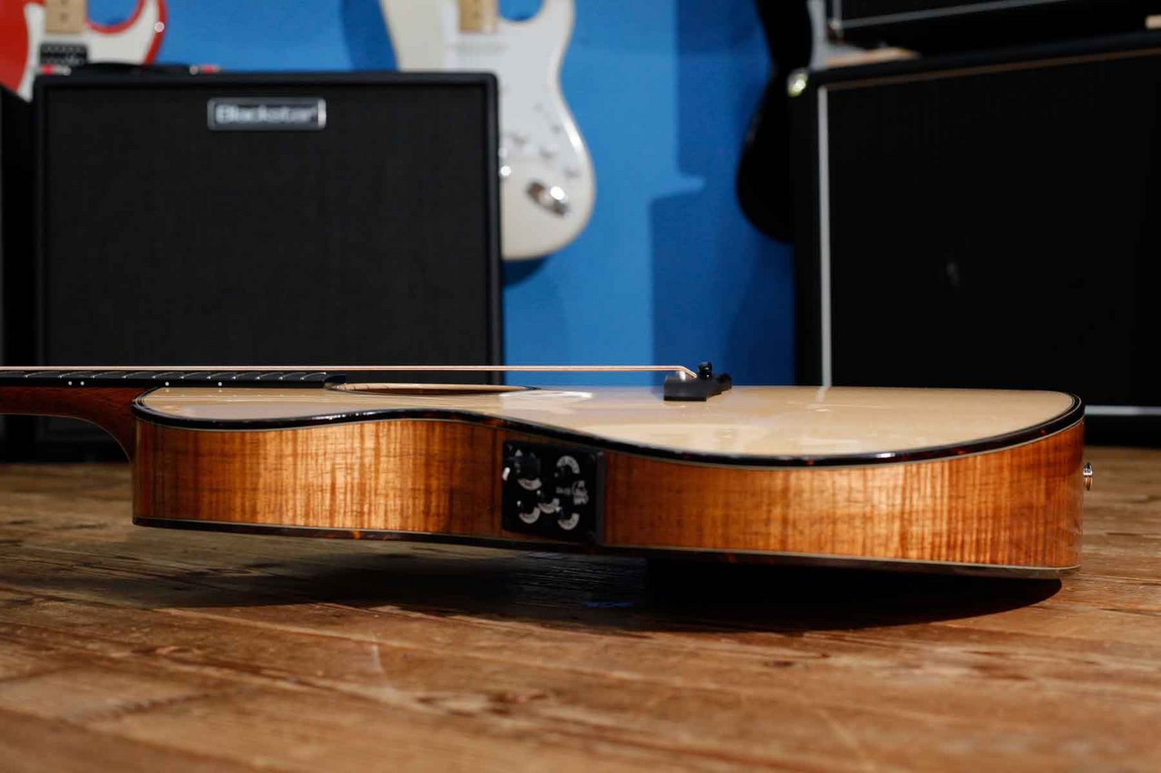 Crews Maniac Sound ES-1500C Premium Limited 