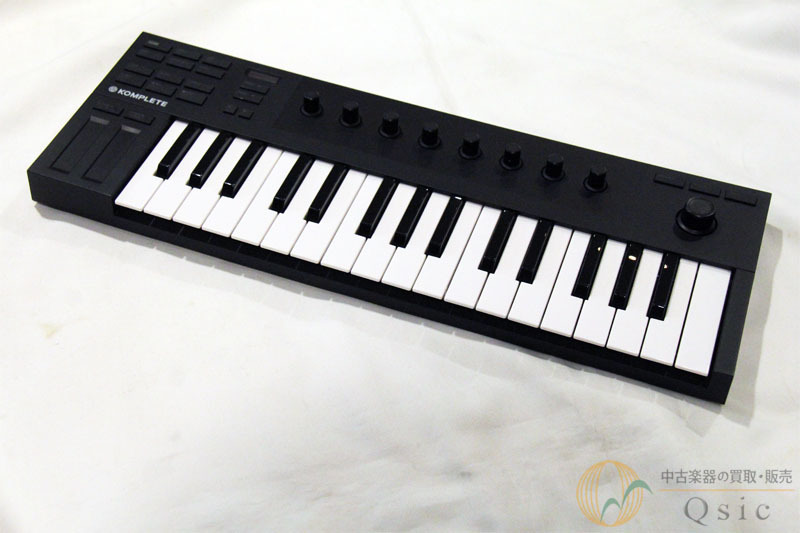 NATIVE INSTRUMENT 32鍵　midi盤　キーボード 鍵盤 : Komplete Kontrol M32 | Komplete