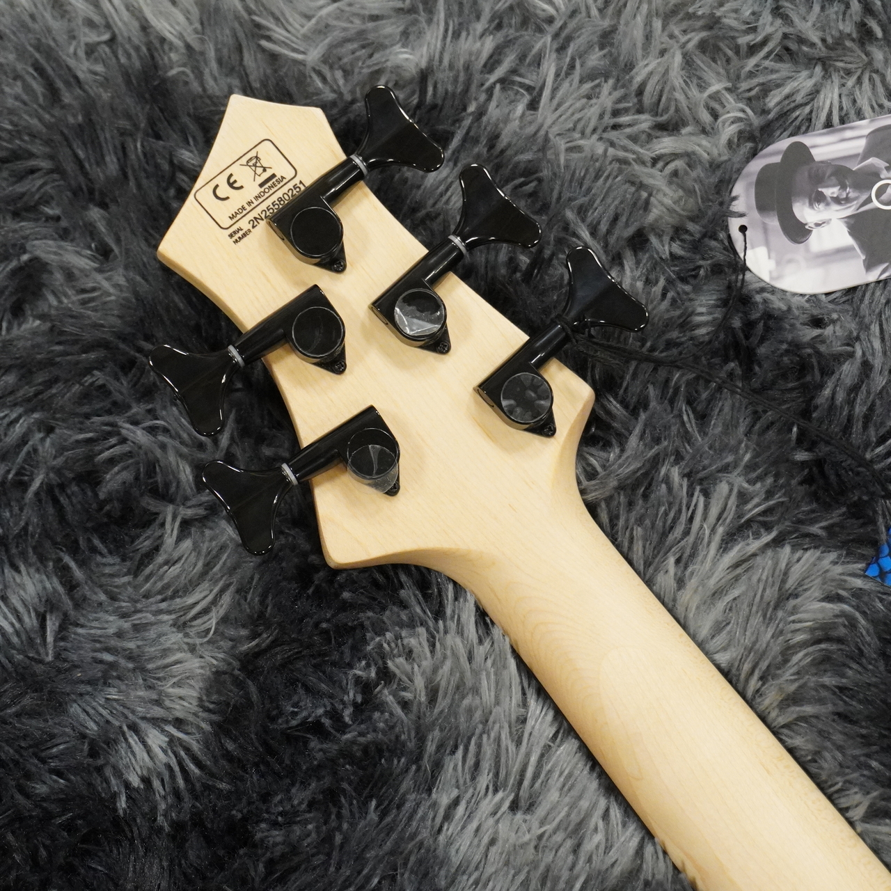 Sire / M7 Ash-5 NT 5弦ベース Buy M7 SWAMP ASH-5-NT Sire M7 Marcus Miller 5-String Swamp Ash