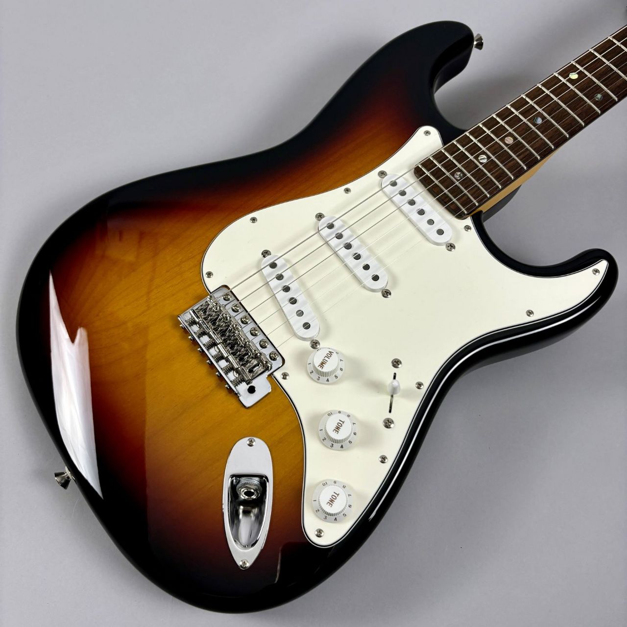 HISTORY HST-Advanced 3 Tone Sunburst エレキギター ストラトタイプ3