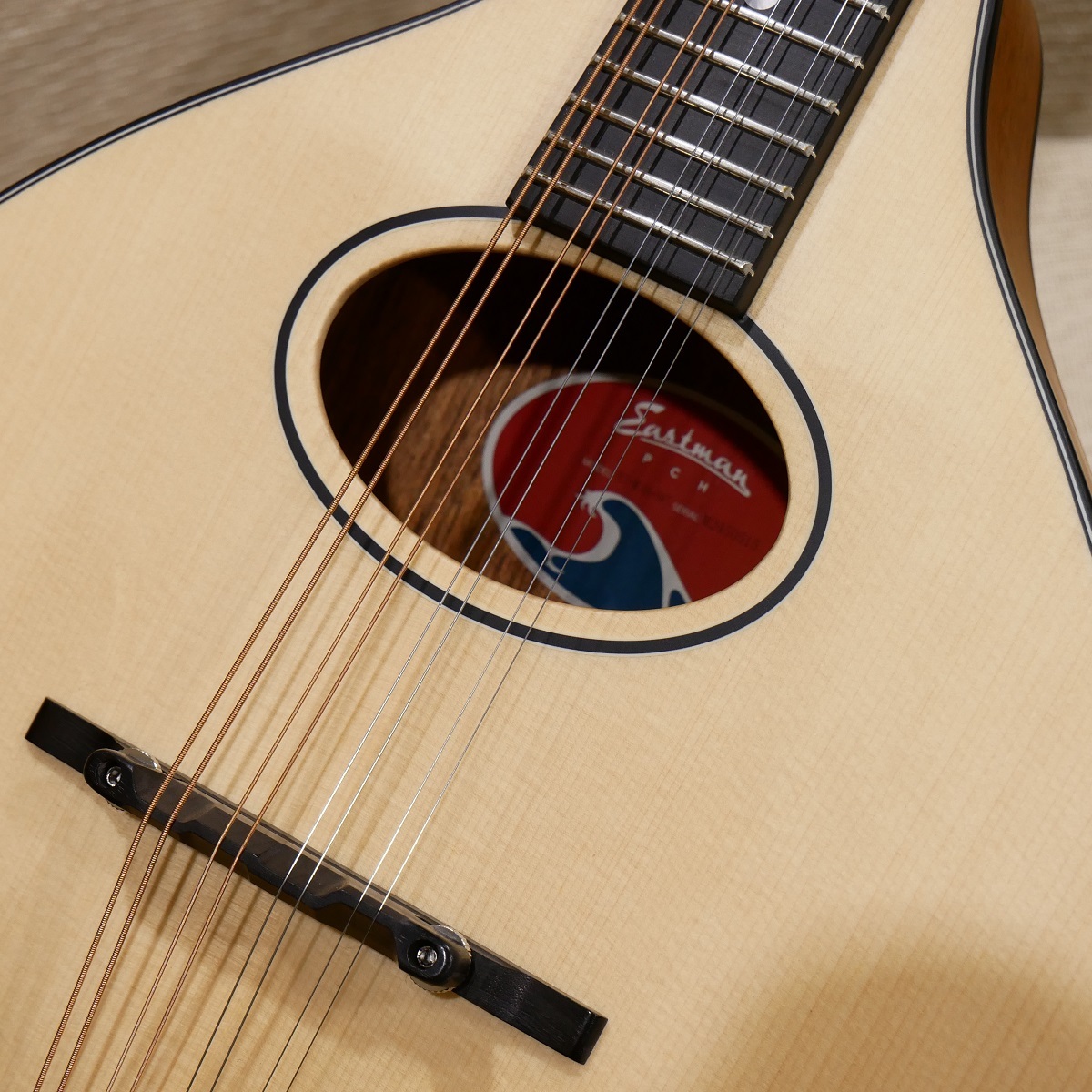 Eastman PCH-M104 NAT 【フラットマンドリン】（新品/送料無料）【楽器