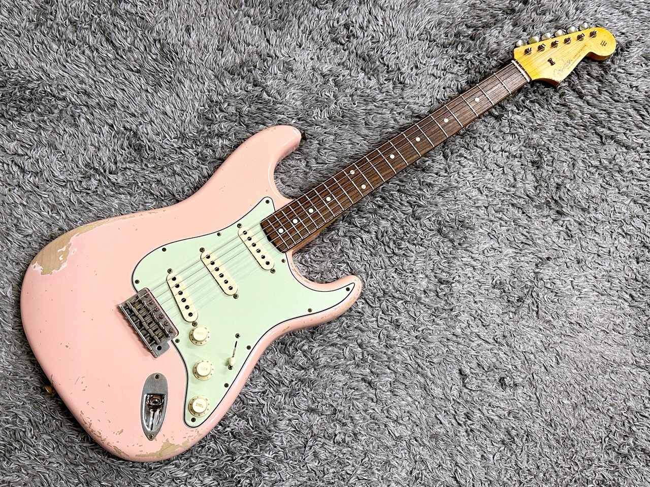 Fender Custom Shop Master Built 1960 Stratocaster Relic Shell Pink 