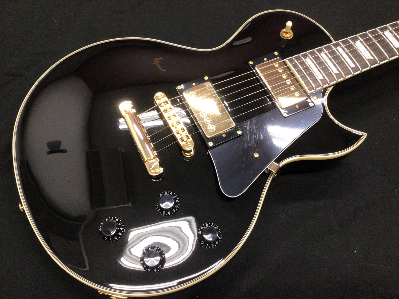 Sire Larry Carlton L7 Black【ラリー・カールトン監修】【旧仕様品