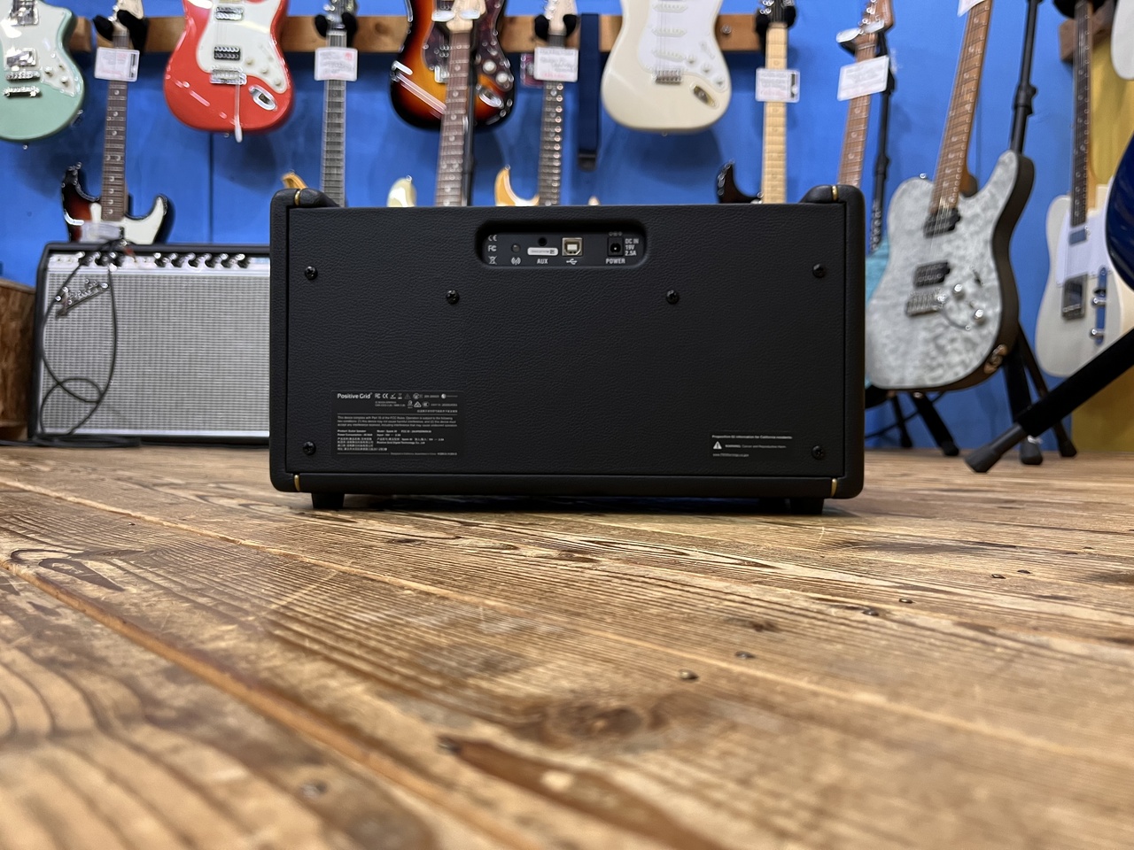 Positive Grid Spark 40 ｜ Black（中古）【楽器検索デジマート】