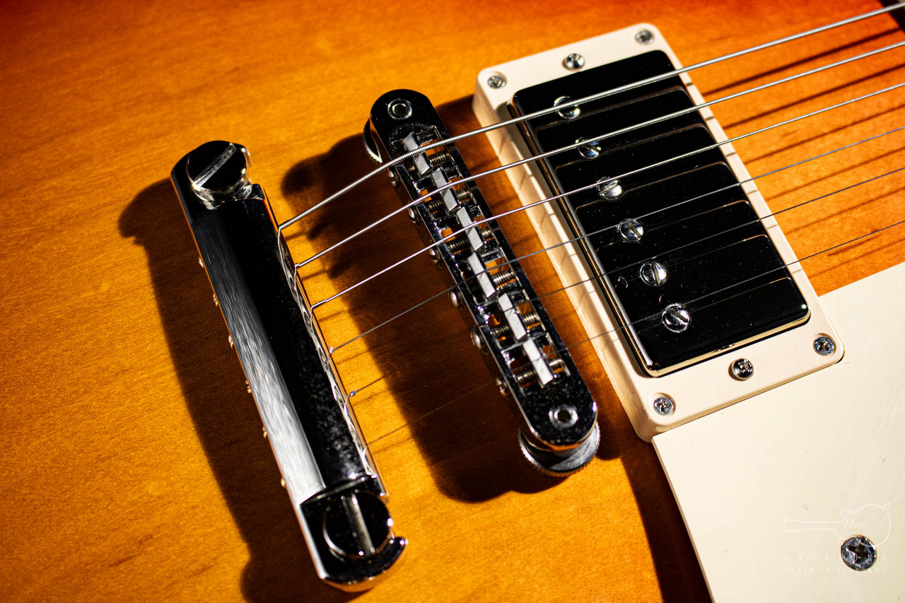 ギター Gibson USA/Les Paul Tribute 2022 エレキギター】Gibson Les Paul Tribute Satin 入荷致しました