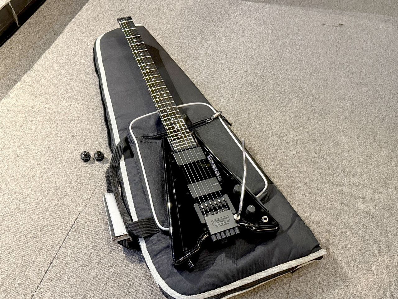 STEINBERGER GP-2S USA製 ヘッドレスギター Steinberger GP-2S（ビンテージ）【楽器検索デジマート】