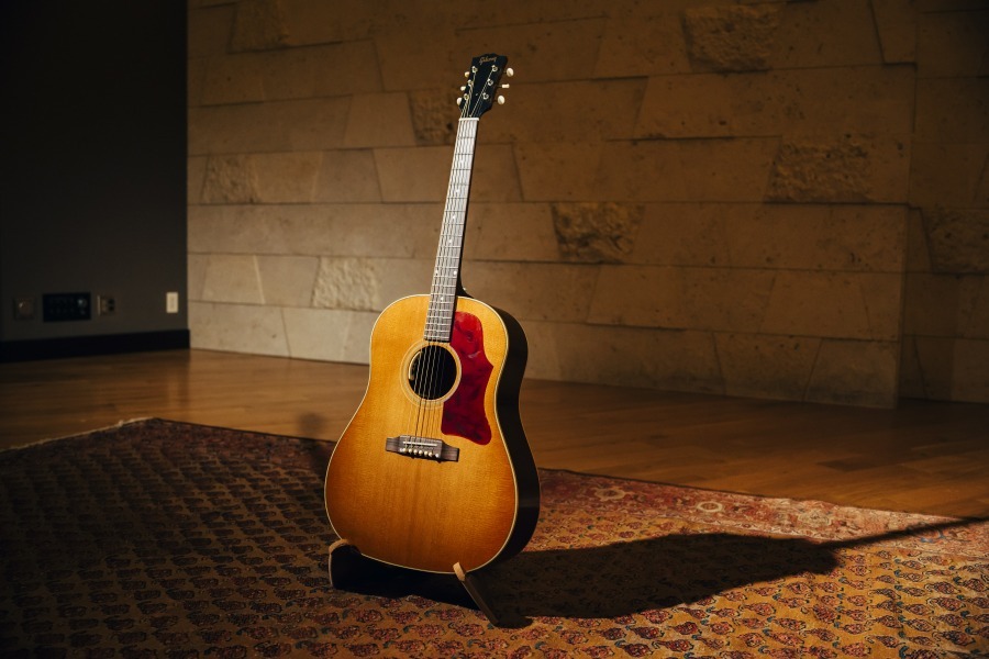 Gibson Custom Shop 秦基博 J-45 Murphy Lab Platinum Gibson Custom Murphy Lab 1942 Banner J-45 Heavy Aged