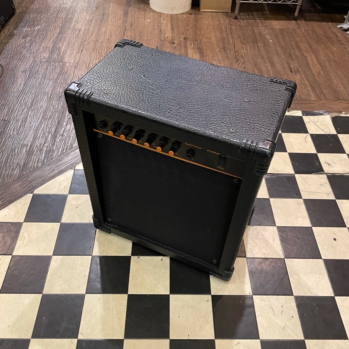 #801 【美品】ROLAND　DAC-15B ベースアンプ Roland DAC-15B bass combo | Reverb