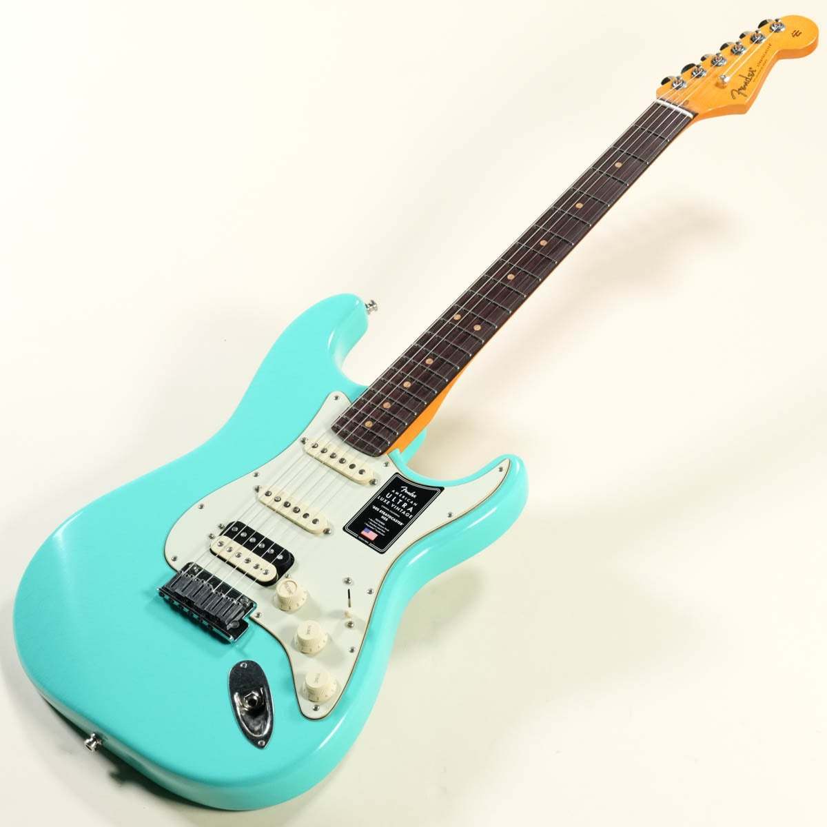 Fender American Ultra　海外限定モデル 値段相談可 Fender American Ultra Luxe '60s Stratocaster HSS Rosewood Sea Foam