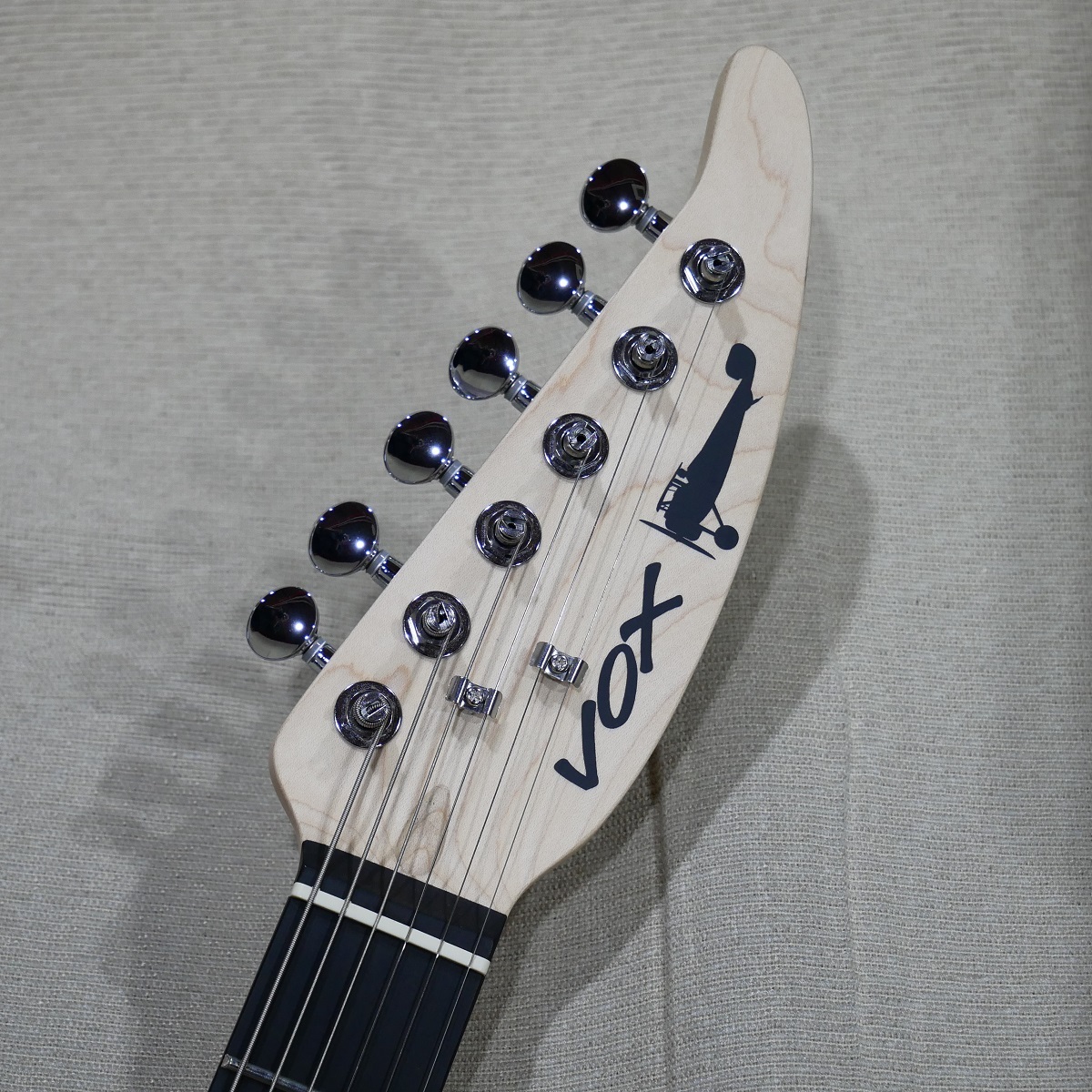 VOX APC-1 / RD 【スピーカー、リズムマシン、エフェクター内蔵の