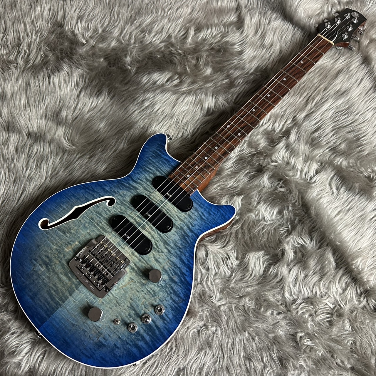 Kz Guitar Works Kz One Semi-Hollow 3S23 -Kahler Blue Burst【現物