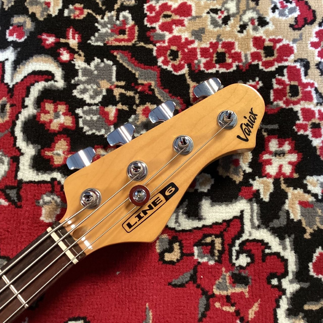 ★LINE6 モデリングベース★Variax bass 700★ Line 6 Variax Bass 700