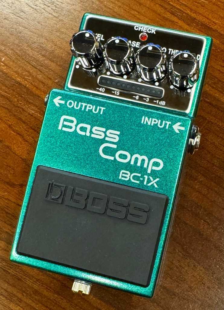 BOSS BC1X 美品 BOSS 【入荷待ち、ご予約受付中】【BOSS×IKEBEクリアポーチプレゼント