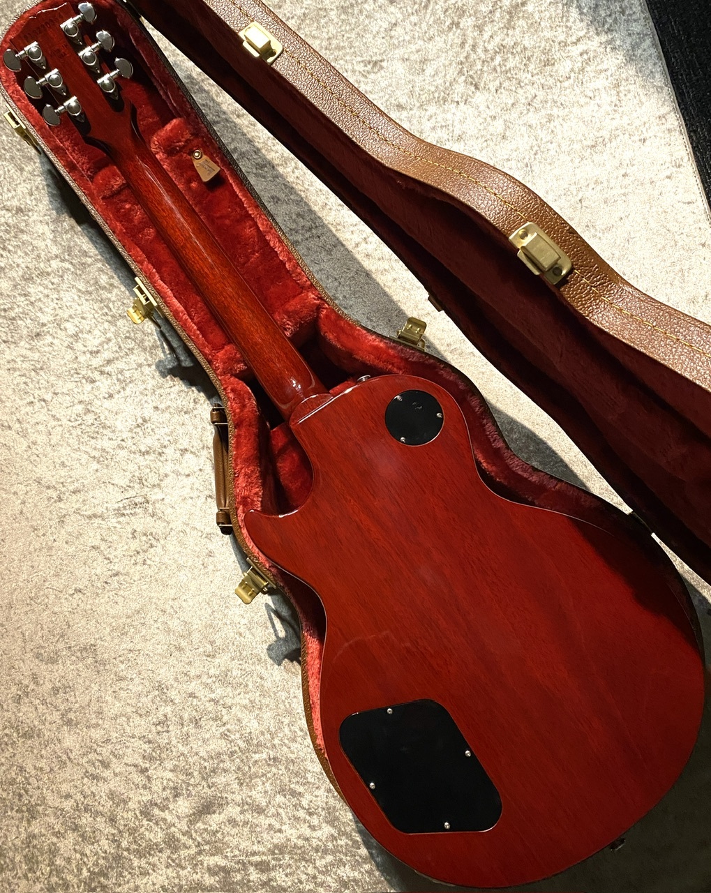 美品 虎杢 Gibson LesPaul Standard Exclusive Gibson 【色抜け、パーツくすみ特価!】【虎杢爆発!!】Les Paul