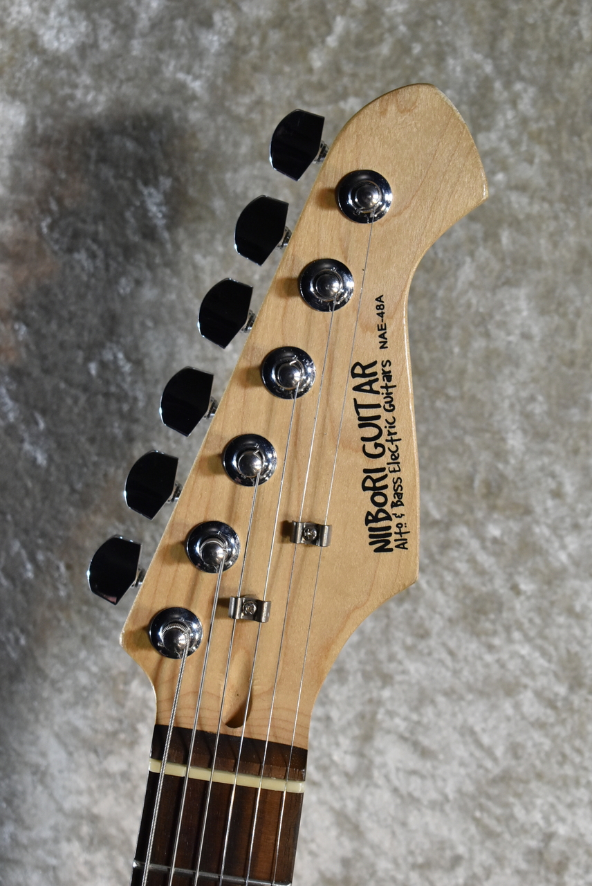 得価HOTギターストラップ ヌメ革オフホワイト ハンドメイド 金具無しタイプ ギター・ベース用パーツ・アクセサリー