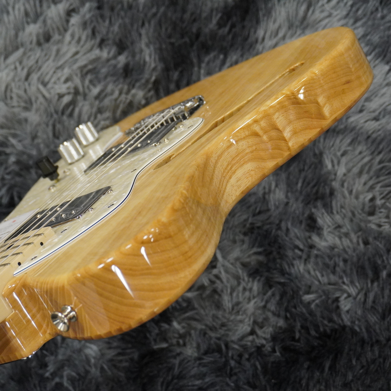 Fender Made in Japan Traditional Ⅱ 70s Telecaster Thinline