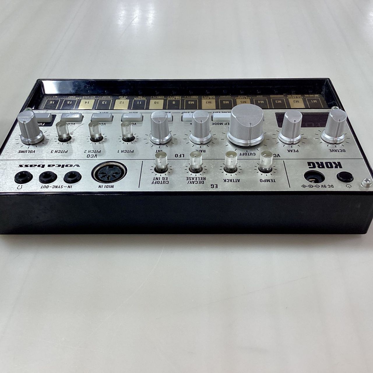 KORG VOLCA-BASS【現物写真】（中古）【楽器検索デジマート】