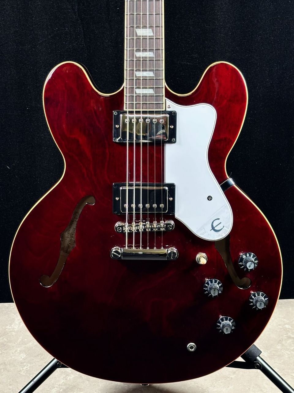 Epiphone 【ノエル・ギャラガー初期の愛機を再現したリビエラ】Noel