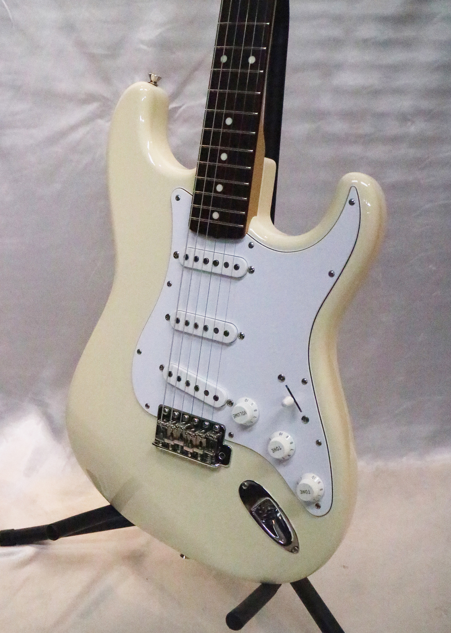 Fender Japan ST-STD（中古）【楽器検索デジマート】