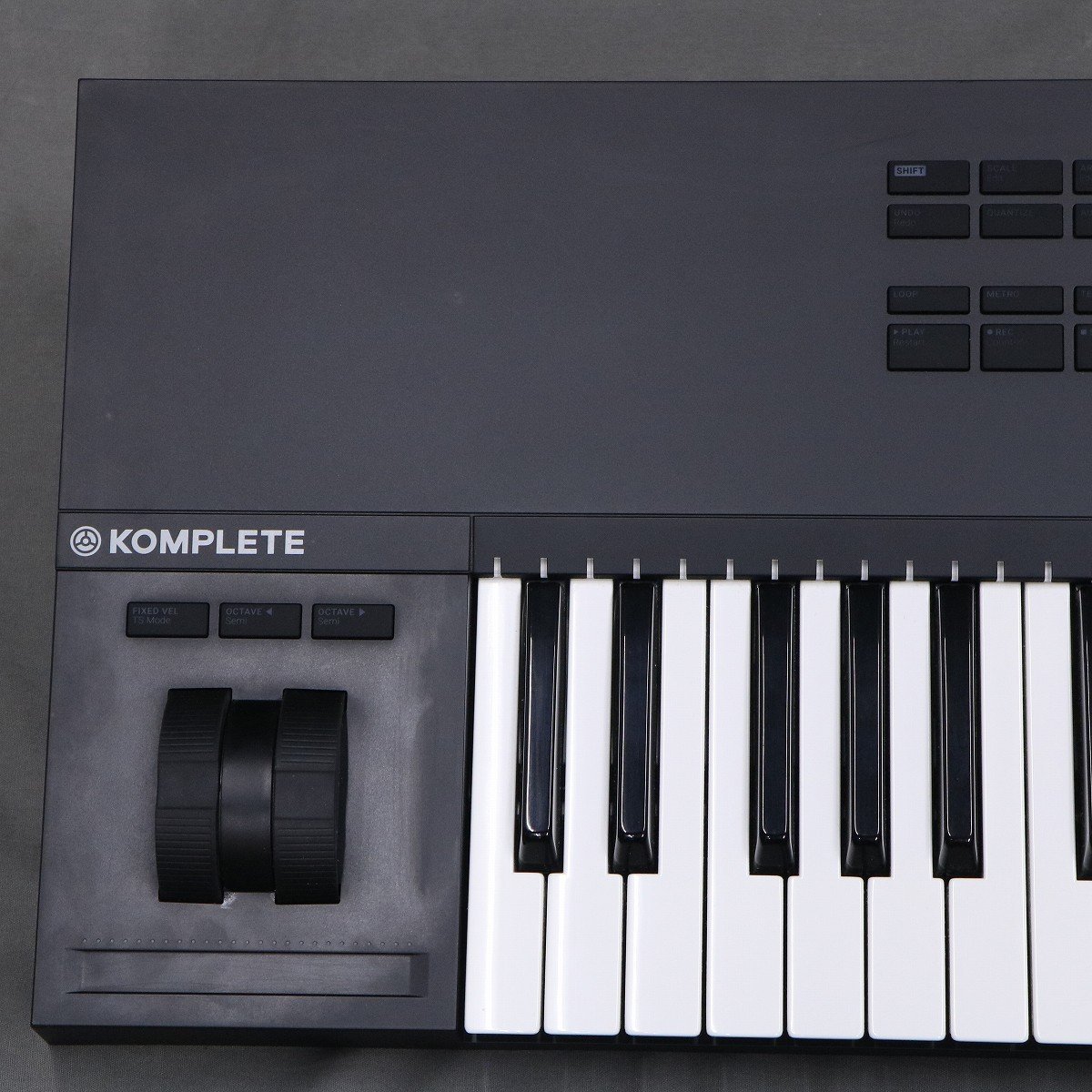鍵盤楽器 KOMPLETE KONTROL S61 MK2 Native Instruments KOMPLETE KONTROL S61 MK2 (中古)