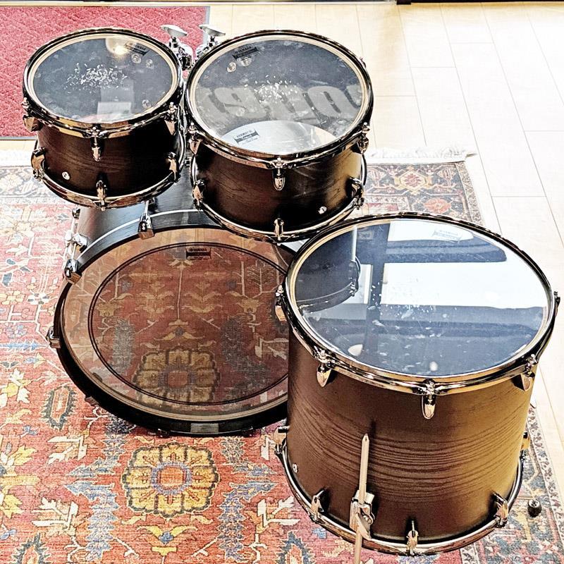 YAMAHA LIVE CUSTOM HYBRID OAK 4pc Drum Set [LHB2218 + LHP6F3