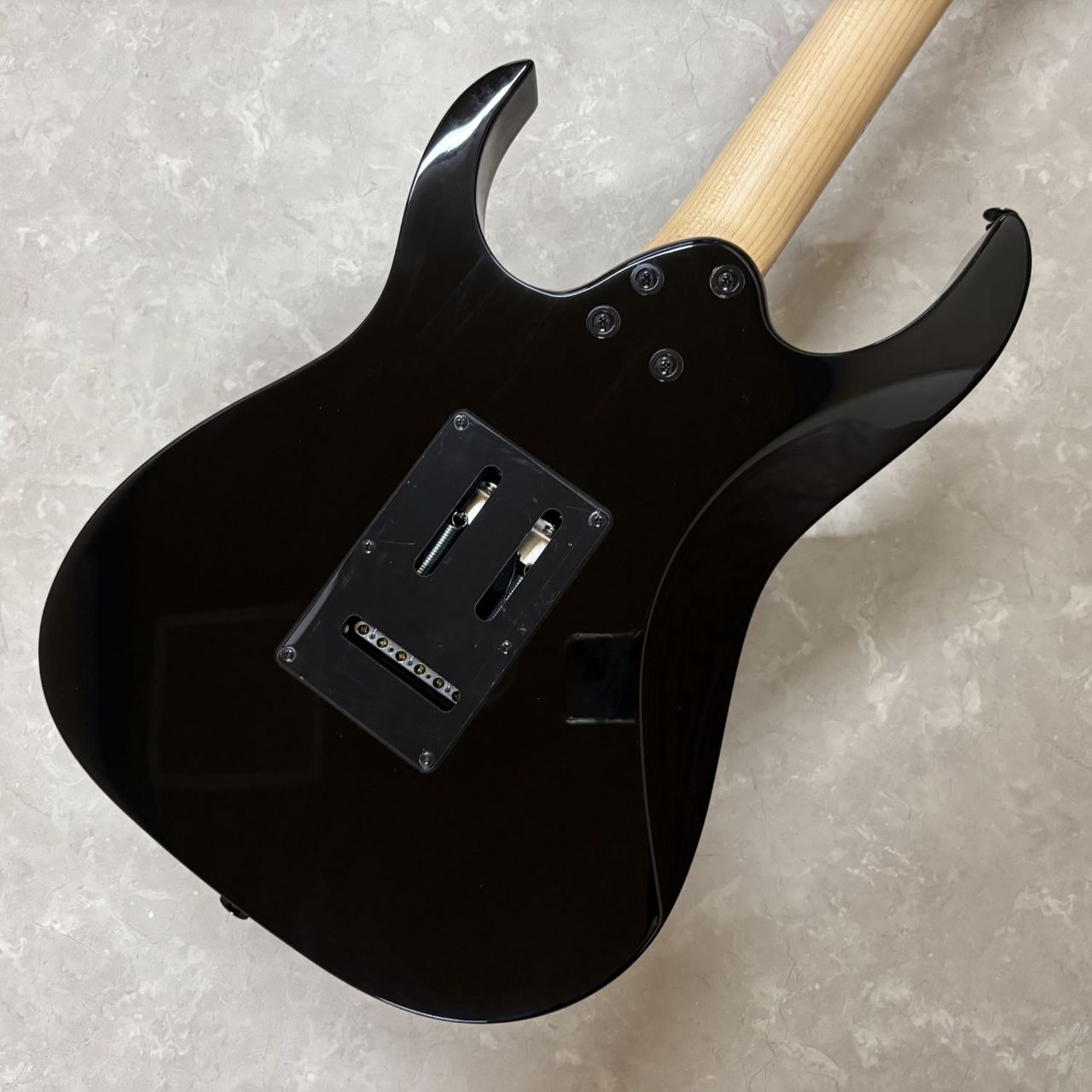 Ibanez RGV250 BK ブラック エレキギター ストラトキャスタータイプ