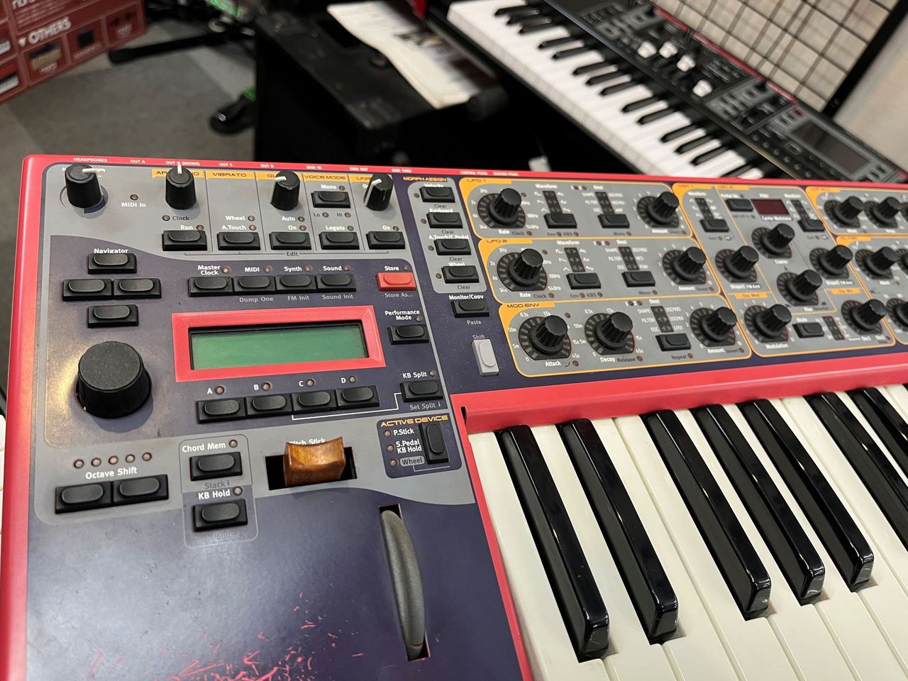 CLAVIA NORD LEAD 3【中古】【汎用ハードケース付】（中古）【楽器検索