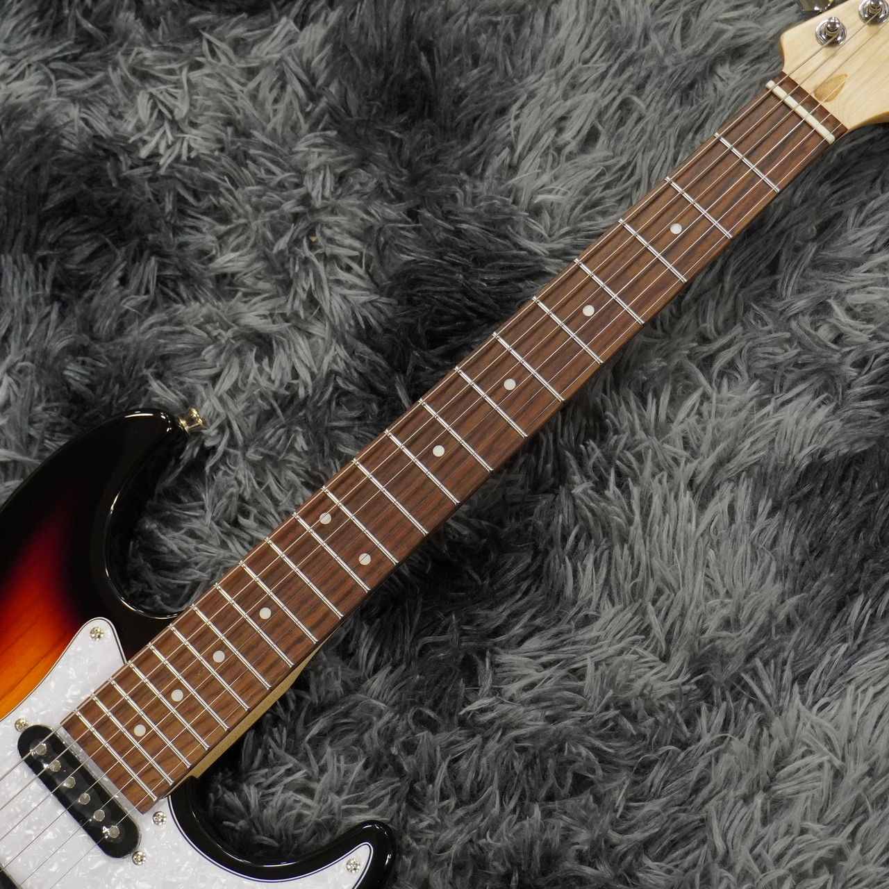 Bacchus GS-Mini 3TS (3-Tone Sunburst) -Univers Series