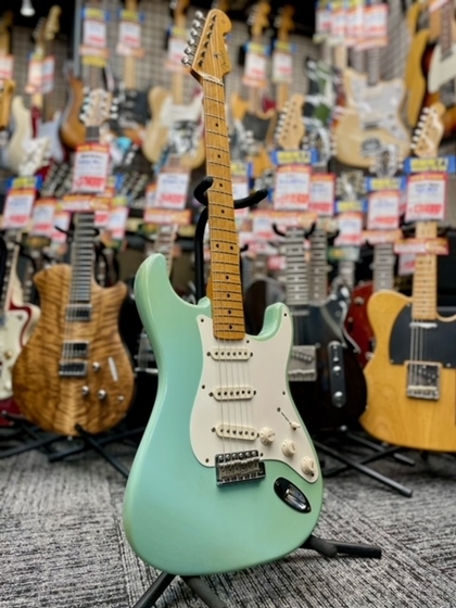 Fender American Vintage '57 Stratocaster Thin Lacquer -Daphne Blue-  2000年製（中古）【楽器検索デジマート】