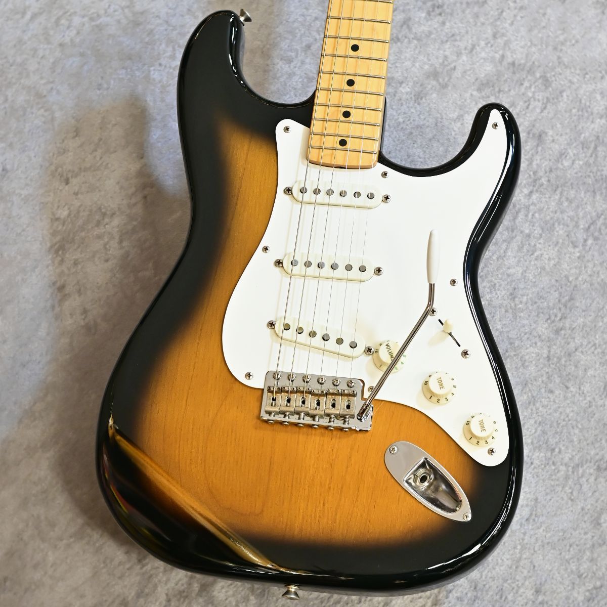 Fender Japan [USED] ST57-115 ~2 Tone Sunburst~ [3.47kg