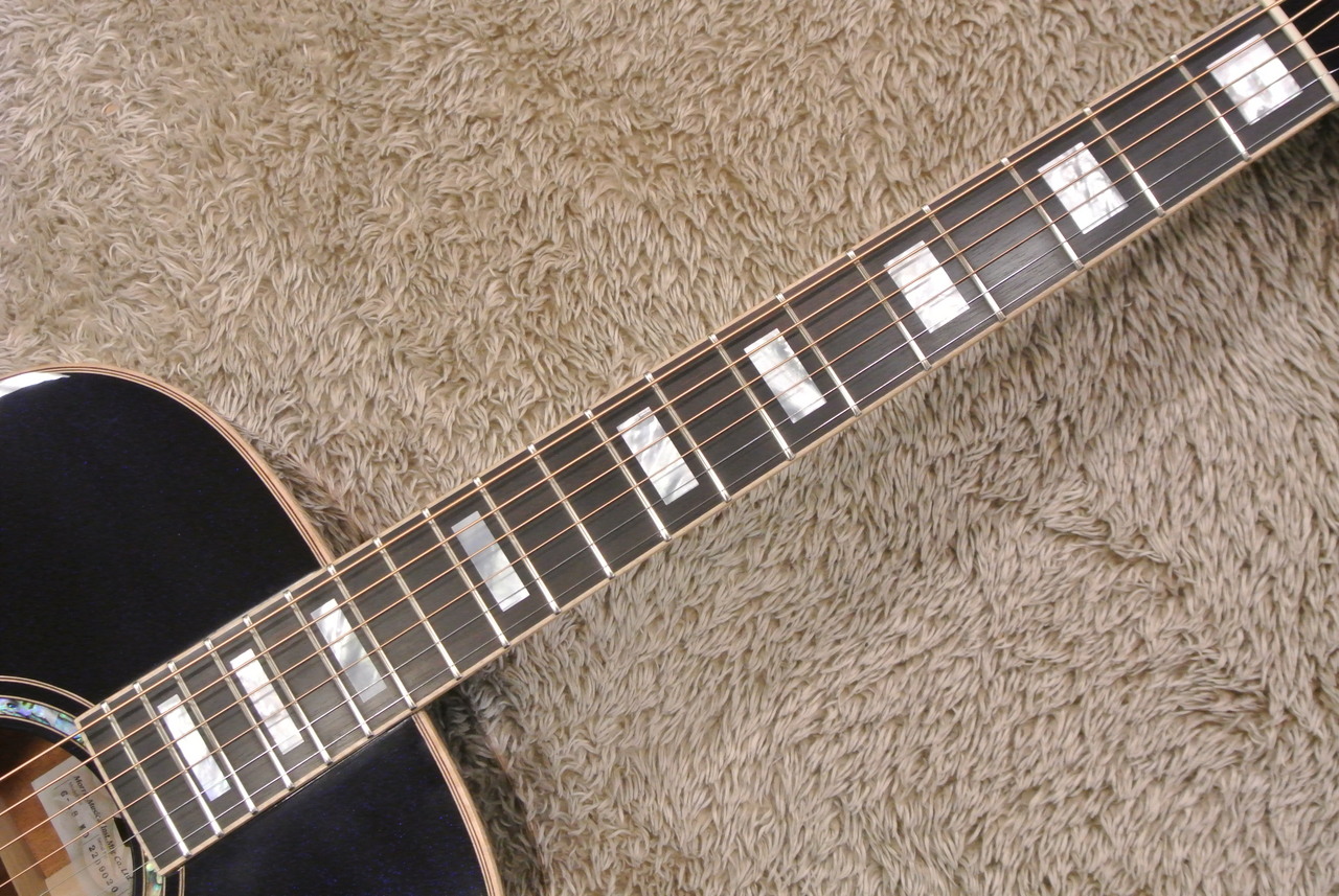 常田大希の愛機モーリスG】惜しくも廃版モデル 低弦高に調整してるよん