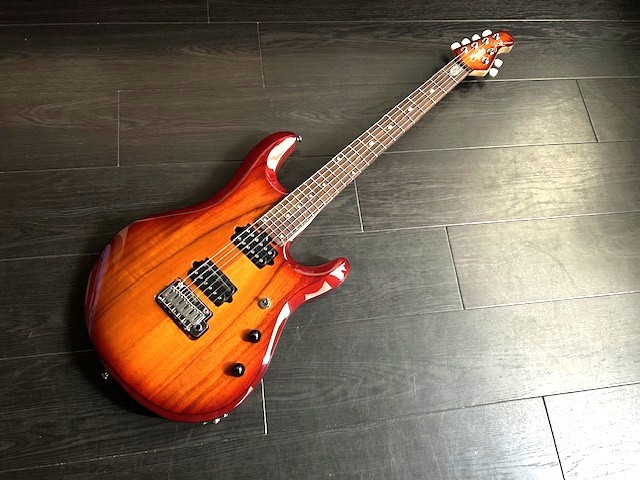 ギター Sterling by Music Man JP100D エレキギター】Sterling by MUSIC MANより2013年John Petrucci