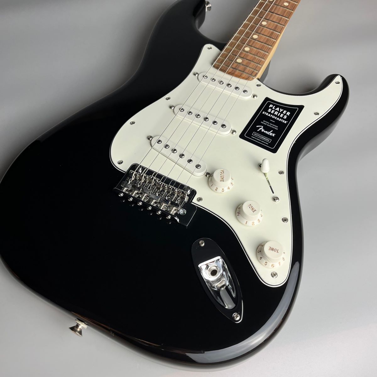 Fender Player Stratocaster Pau Ferro Fingerboard Black エレキ 