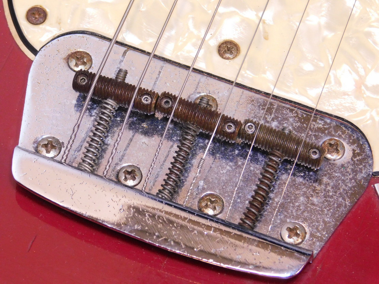 Fender Swinger '69 (Musiclander / Arrow)（ビンテージ）【楽器検索