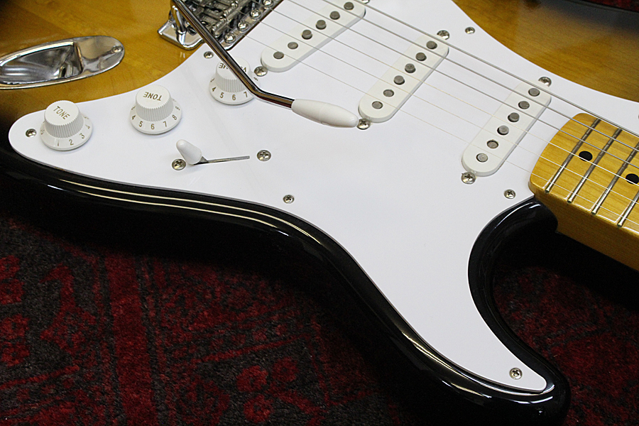 お得在庫u42372 Fender Japan [ST57-70TX] 中古 エレキギター フェンダー