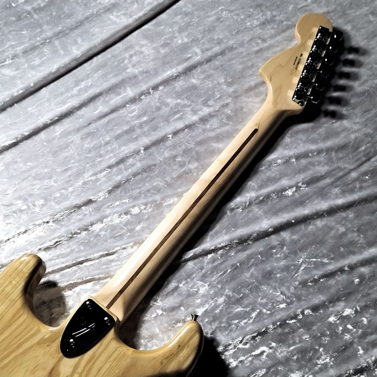 Fender Made in Japan Traditional 70s Stratocaster Natural