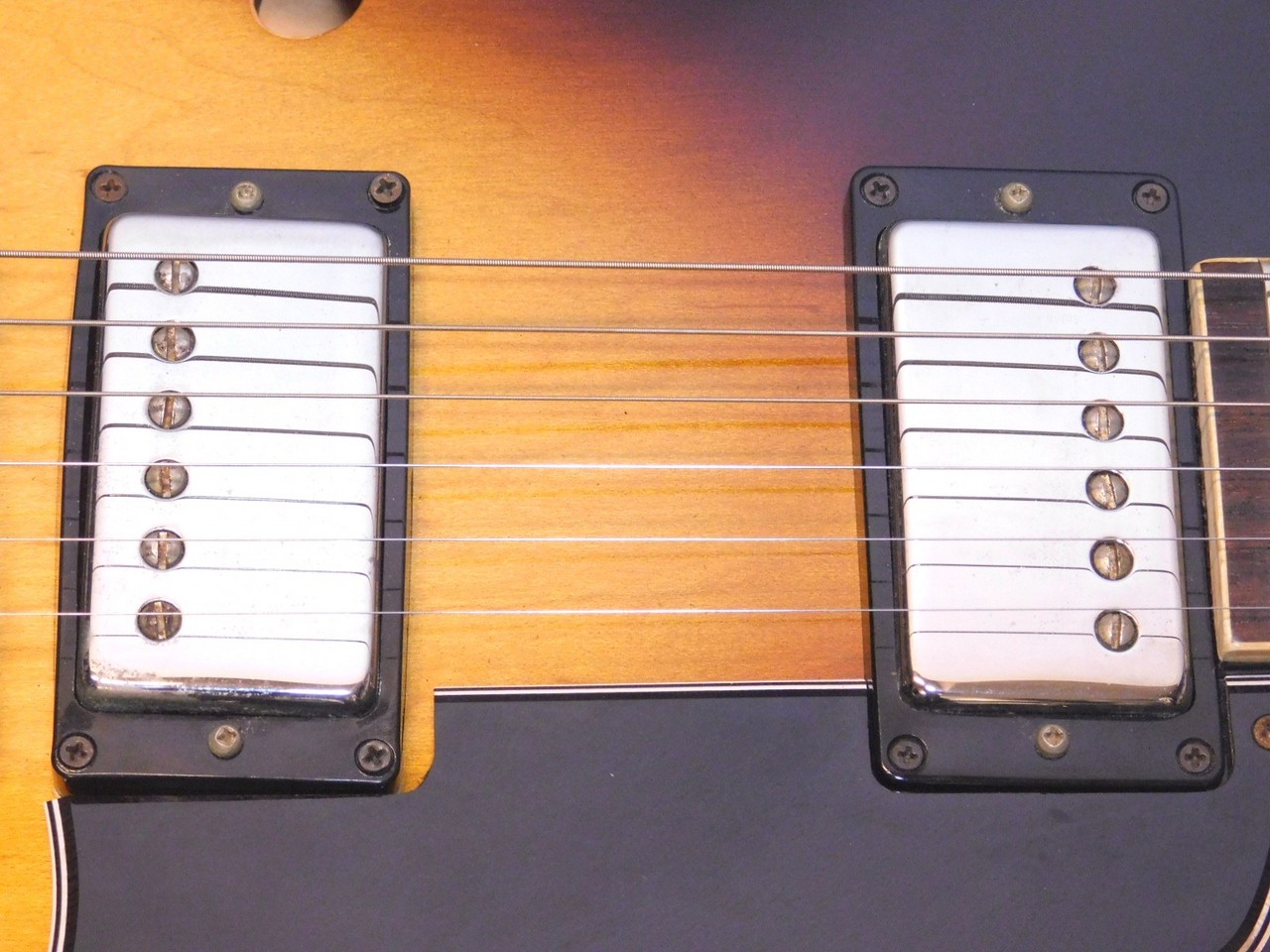 Gibson ギブソン ES-335TD 79 ハードケース付き Gibson ギブソン ES-335TD 79 ハードケース付き Gibson ES-335TD