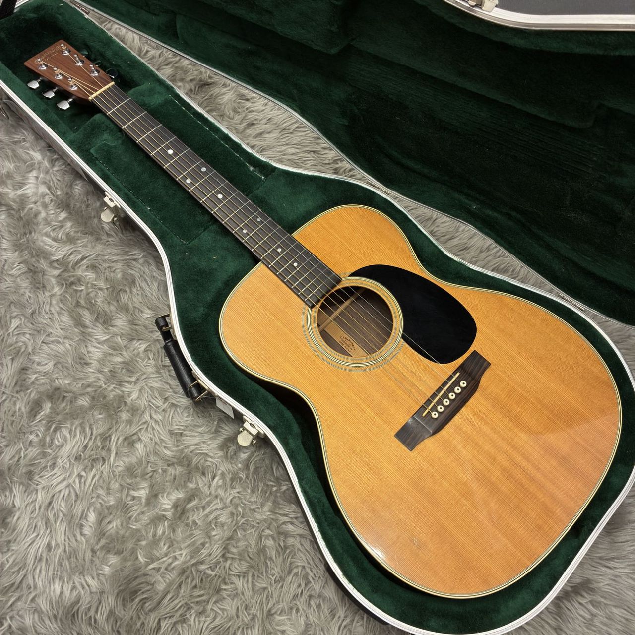 Martin 【中古】000-28 2006【FISHMANピックアップ付属】（中古/送料