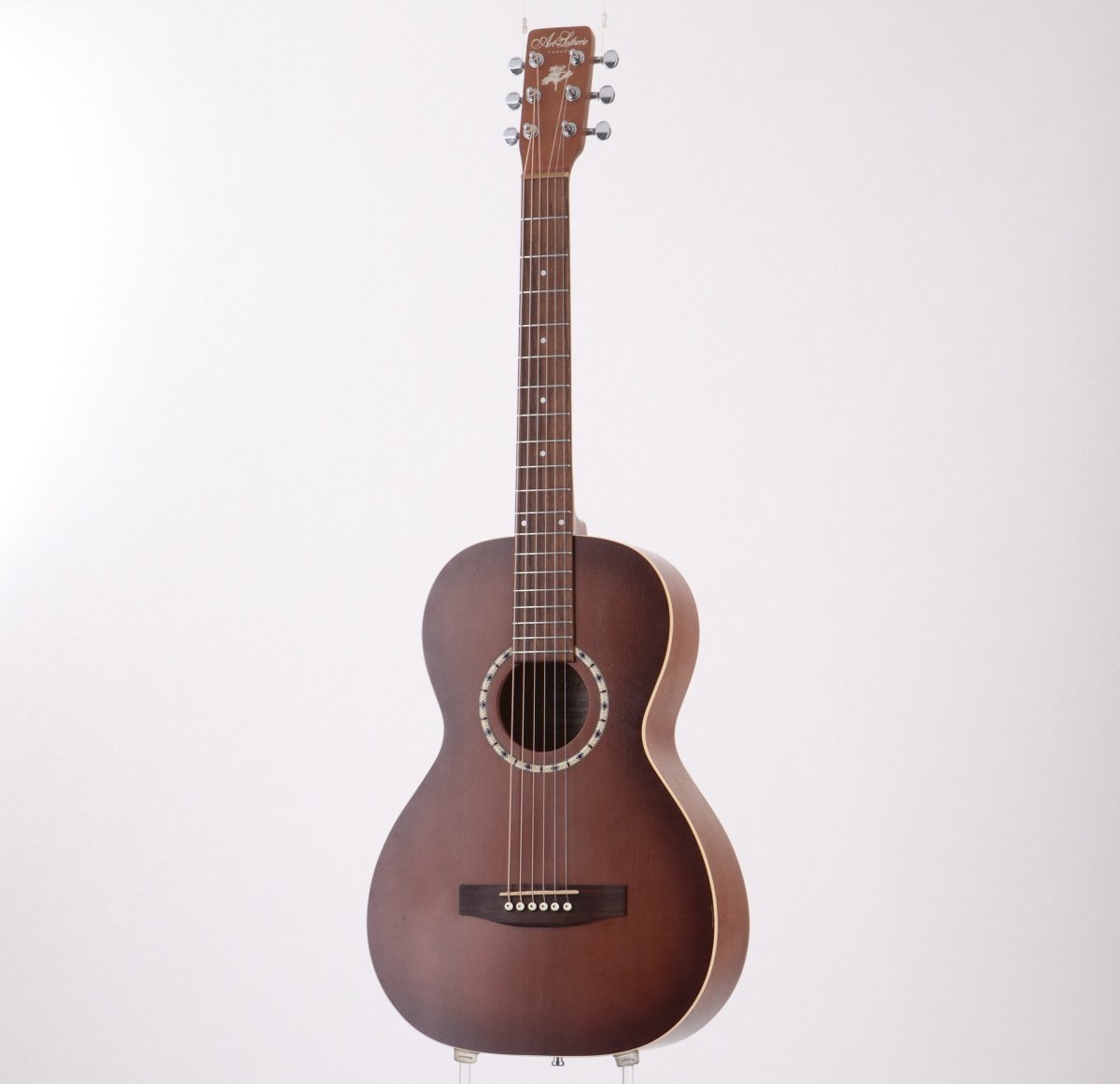 Art & Lutherie AMI cedar (2000年製)リペア済 Art & Lutherie AMI cedar (2000年製)リペア済 Art & Lutherie AMI