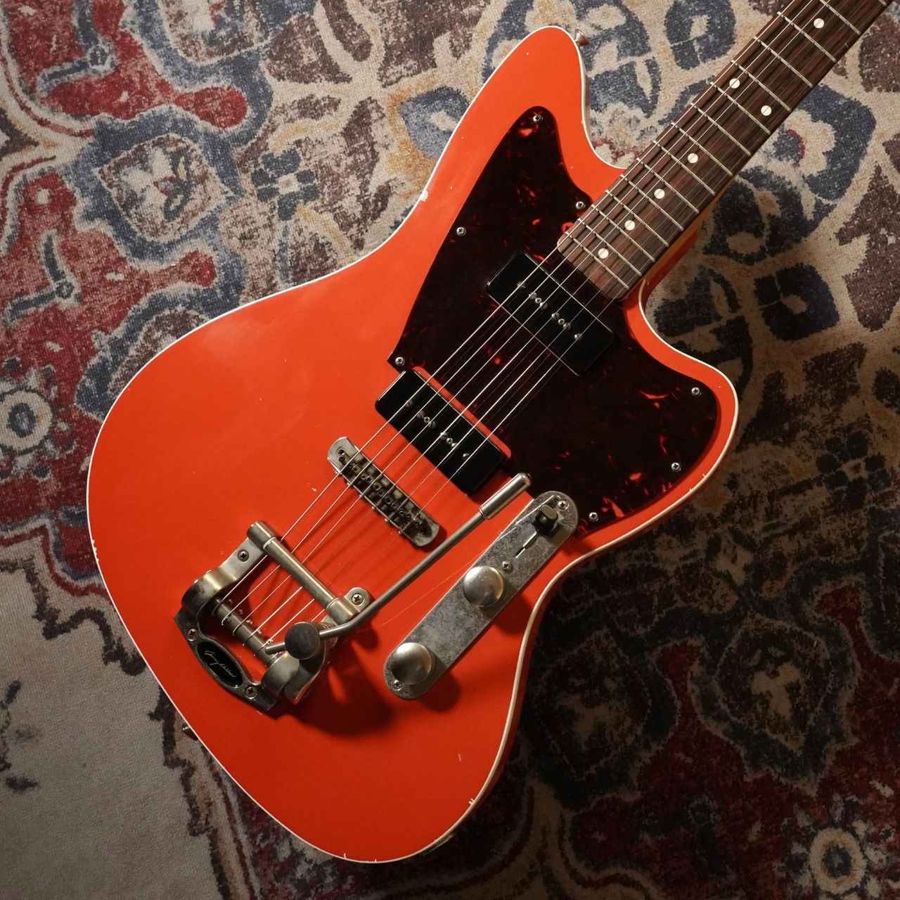 Jimmy Wallace 【ジミーウォレス】Costello Vibrato Rosewood