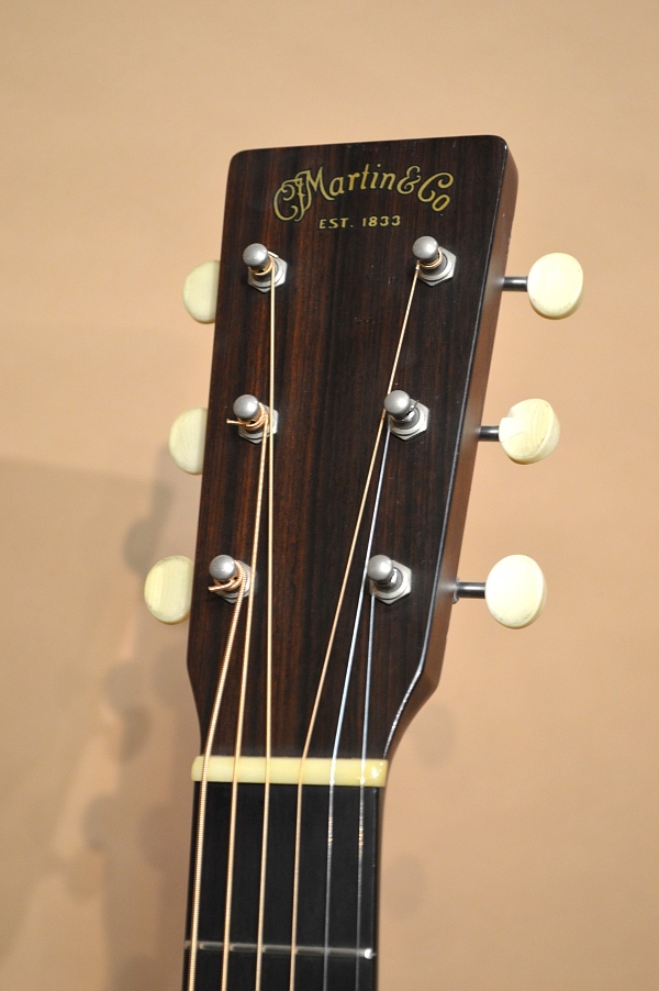 Martin D-18 2000年製 Martin D-18V Vintage Series Sunburst 2000年製（中古/送料無料