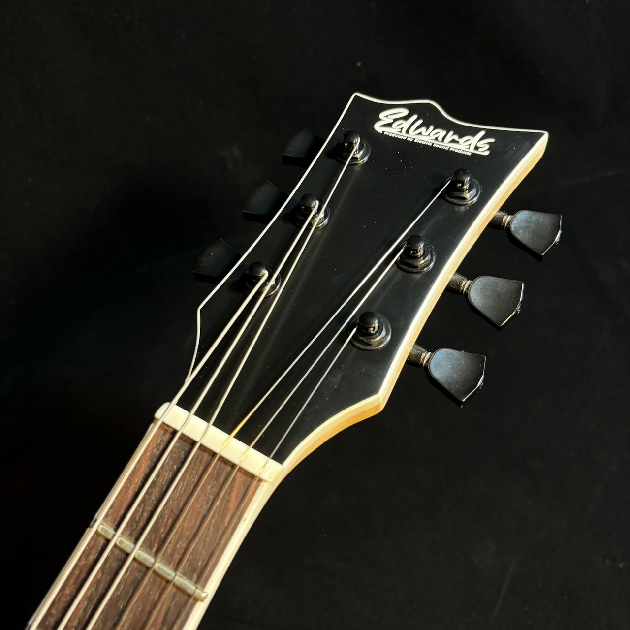 【中古美品】EDWARDS E-VIPER-1H EDWARDS E-VIPER-1H 買取りました。デジマートにて￥98,000で