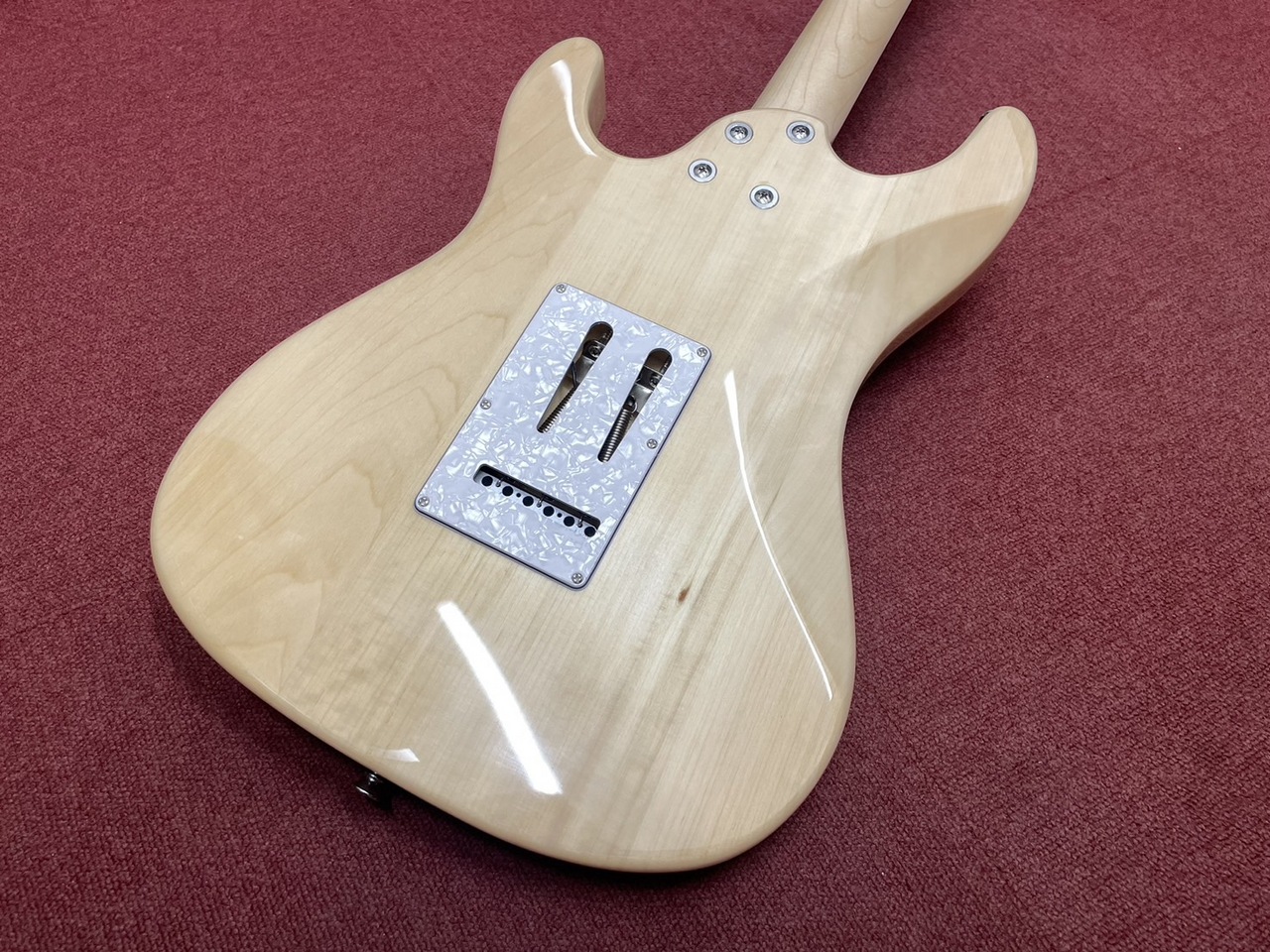 Aria Pro II 615-AE200 LV（新品/送料無料）［デジマートSALE